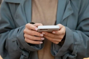 Юрист объяснила, как "украсть" идею чужого рилса, чтобы не нарваться на штраф