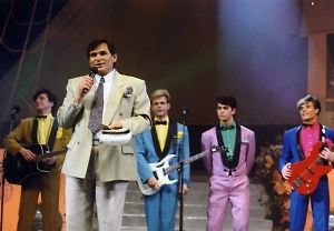 Экс-солист "На-На" раскрыл, как Алибасов зарабатывал на их двойниках
