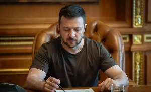 Медведчук раскрыл, во что шарахающийся от украинцев Зеленский превратил страну