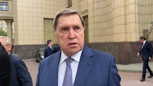 Ушаков ответил на вопрос Life.ru о сроках мирных предложений Путина по Украине