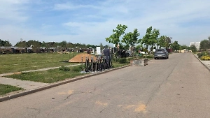 Life.ru снял участок на Троекуровском кладбище, где похоронят Заворотнюк