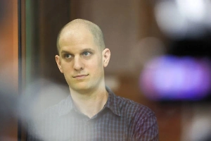 В Кремле высказались о сигналах к обмену журналиста-шпиона Гершковича