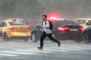 Синоптик спрогнозировал улучшение погоды в Москве после урагана "Эдгар" 