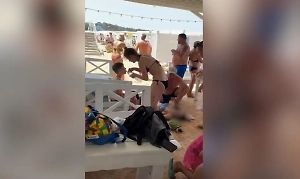 На видео попал ад на пляже Севастополя в первые минуты после смертоносной атаки ВСУ