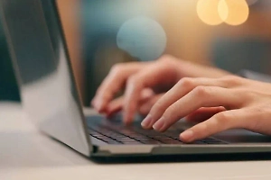 Сеансы онлайн-гипнологов со "способностями" становятся популярными среди россиян