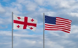 США решили заморозить помощь Грузии