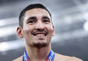 Батыргазиев завоевал временный титул чемпиона мира по версии WBA, нокаутировав Кэрролла