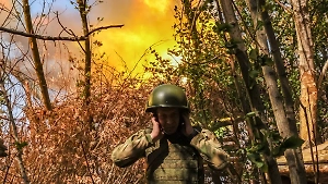 Армия России продвигается под Купянском, зэки из ВСУ сдаются в плен, а военкоматы Украины поднимают цены за свободу, ситуация на 25 июля