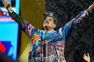 Штаб Мадуро объявил о его победе на выборах президента до официального заявления