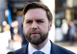 Вэнс браковал кандидатов на роль послов США из-за их отношения к ЛГБТ*