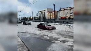 Зима вторглась в Казань в конце июля, шокировав горожан