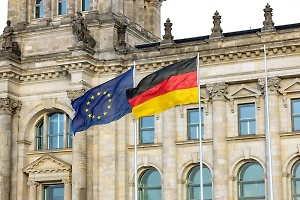 ФРГ вовлечёт ЕС в войну с Россией, но та поставит их "на колени", пишут СМИ