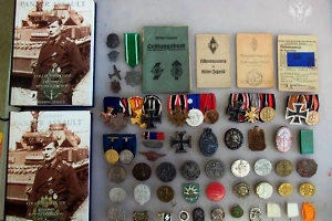 На Урале учитель заработал срок за фарцовку немецкими наградами