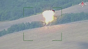 Появилось видео, как российский "Искандер"превратил в пыль натовскую РСЗО под Сумами