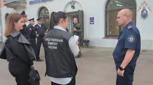 Семеро детей попали в больницу после наезда бешеной иномарки без водителя