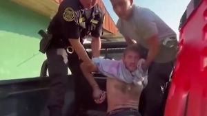 Появилось видео задержания украинца, расчленившего россиянку в Перу