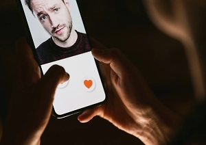 Непьющий айтишник с чувством юмора: Life  узнал, кого россиянки ищут на сайтах знакомств, а кого — находят