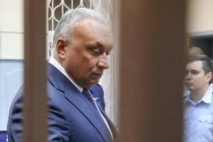 Стало известно, сколько сенатор Савельев заплатил за "убийство" бизнес-партнёра