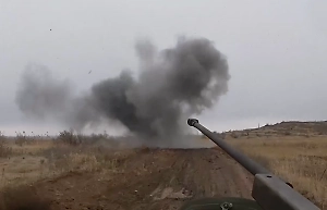 FPV-дрон ВСУ не помешал БМП-2М разнести позиции ВСУ под Харьковом