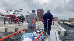 Появилось первое видео с раненым военкором Поддубным — его доставили в Склиф