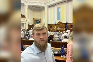 Украинского нардепа-защитника УПЦ задержали в Лондоне