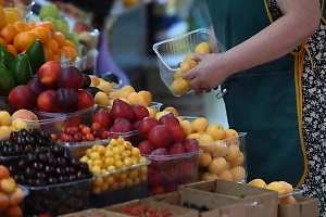 С пятнышками берём, сморщенные — нет: Роскачество и Life.ru назвали признаки идеальных абрикосов