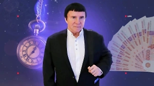 Появилось видео скандала с дракой и молитвами на гипносеансе Кашпировского