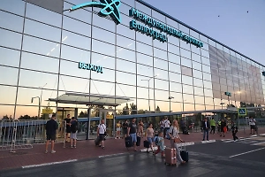 Аэропорты двух городов России закрывали ночью из-за угрозы атаки дронов