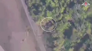 «Ланцет» прямым попаданием сжёг украинскую гаубицу в Курской области