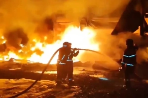 Площадь пожара на заводе «Пластик» под Тулой выросла до двух тысяч квадратов