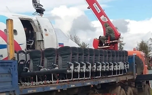 Севший в поле под Новосибирском самолёт «Уральских авиалиний» начали разбирать