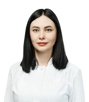 Также перед купанием за два часа необходимо плотно поесть. А вот употреблять алкоголь до и после купания категорически запрещено, так как спиртное увеличивает теплоотдачу организма, а при купании в мороз это чревато возникновением заболеваний и осложнений.