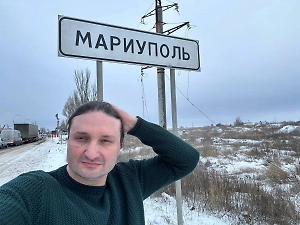 Запашный с подарками навестил "Эспаньолу" и её талисман в зоне СВО