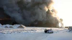 Подсчитан колоссальный ущерб от мощнейшего пожара на складе Wildberries в Шушарах