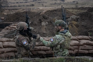 В Париже обрушились с критикой на министра обороны после гибели французов в Харькове