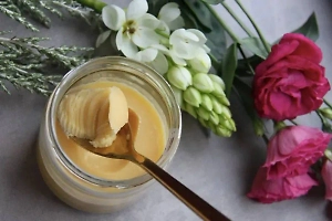 Названо два популярных масла, которые опаснее сливочного