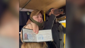 Украинки снова поругались с военкомом в маршрутке