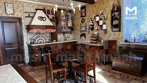 Сделка по продаже дачи Пугачёвой сорвалась из-за безвкусного ремонта и дырявой крыши