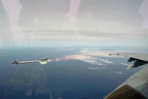 Германия поставит Киеву управляемые ракеты AIM-9L и 4 тысячи ударных дронов
