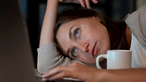 Перечислены нестандартные симптомы хронической усталости