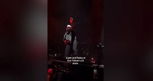 Джастин Бибер впервые вышел на сцену после скандала с P. Diddy