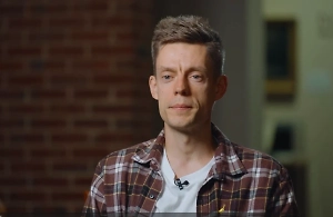 Блогеру Юрию Дудю* не удалось оспорить в Верховном суде статус иноагента