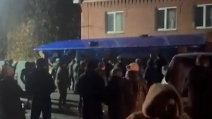 В Коркино под Челябинском жители устроили народный сход из-за убийства женщины цыганами