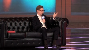 Гендиректор NMH Максим Иксанов рассказал Малахову, как отличить новость от фейка