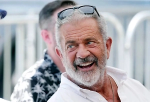 Мэл Гибсон после победы Трампа призвал запретить символику ЛГБТ* и BLM в школах