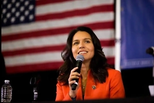 Будущая глава разведки США предупреждала мир об угрозе из «лабораторий смерти» на Украине 