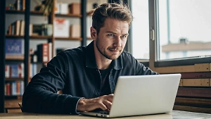 Любовь зла — полюбишь и мошенника: Россиян предупредили о новых схемах развода