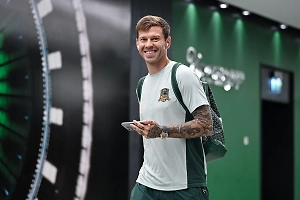 Смолов избил посетителей «Кофемании», из которой Мамаев и Кокорин уехали в тюрьму