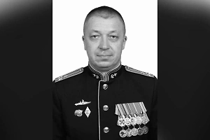 В Севастополе простились с капитаном Черноморского флота, который был подорван в машине по приказу СБУ