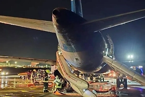 Блокировка выходов из горящего SSJ-100 пассажирами ради багажа может вылиться в новый закон